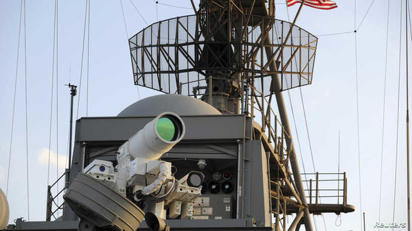 미해군 상륙함 폰스함에 설치된 레이저무기. 사진=미해군/VOA