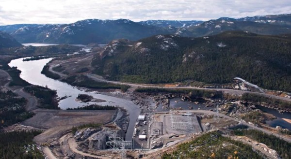 캐나다 최대 수력발전소인 라 로메인(Romaine) 발전소 공사 모습.올해 완공될 예정인 이 수력발전소는 퀘벡주의 100년 전력수요를 충당할 것으로 알려져 있다.사진=CBC