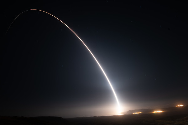 미공군이 11일 홈페이지에 올린 대륙간탄도탄(ICBM) 미니트맨이 발사 사진. 미니트맨은 태평양 시각으로 11일 12시 51분 이뤄졌다. 사진=미공군 AFGSC