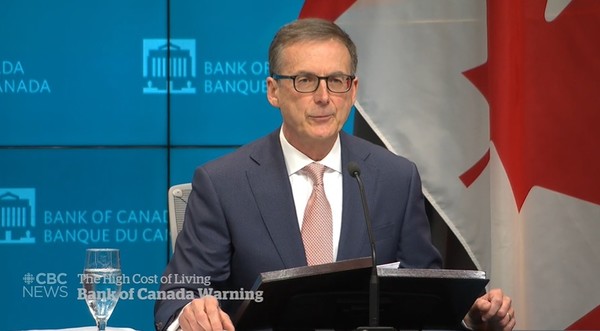 티프 맥클렘 캐나다은행(BOC) 총재가 기자회견에서 물가 상승을 경고하고 있다.BOC는 지난 7일 기준금리를 한 번에 0.75% 인상했다. 사진=CBC 유튜브 캡쳐