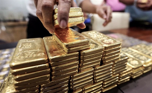 미국 금리인하와 이에 따른 국채수익률 하락, 달러가치 하락으로 국제 금값이 역대 최고가 기록을 갈아치우고 있다. 사진은 골드바. 사진=CNews DB 