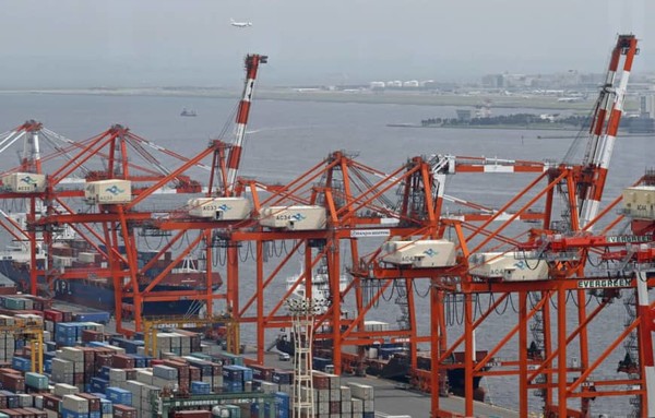 일본의 2026 회계연도 1분기(4~6월 말) 국내총생산(GDP) 명목 기준 전분기 대비 4.8%, 실질 기준 수출항 전경. 사진=재팬타임스
