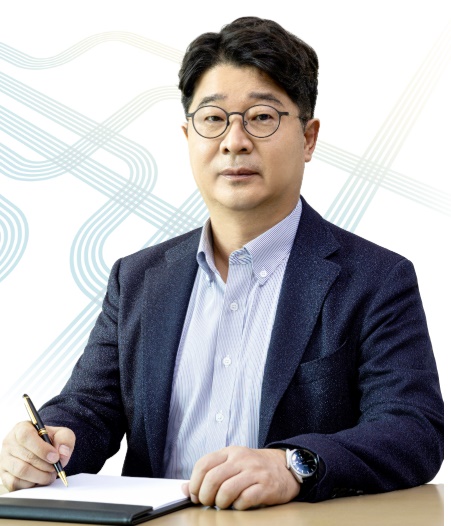 24일 포스코퓨처엠 대표이사로 선임된 엄기천 사장. 엄 사장은 오는 2027년 글로벌 톱3 이차전지 소재회사로 도약하겠다고 밝혔다. 사진=포스코퓨처엠
