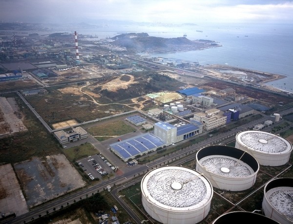 코스모화학 온산 공장 전경. 사진=코스모화학